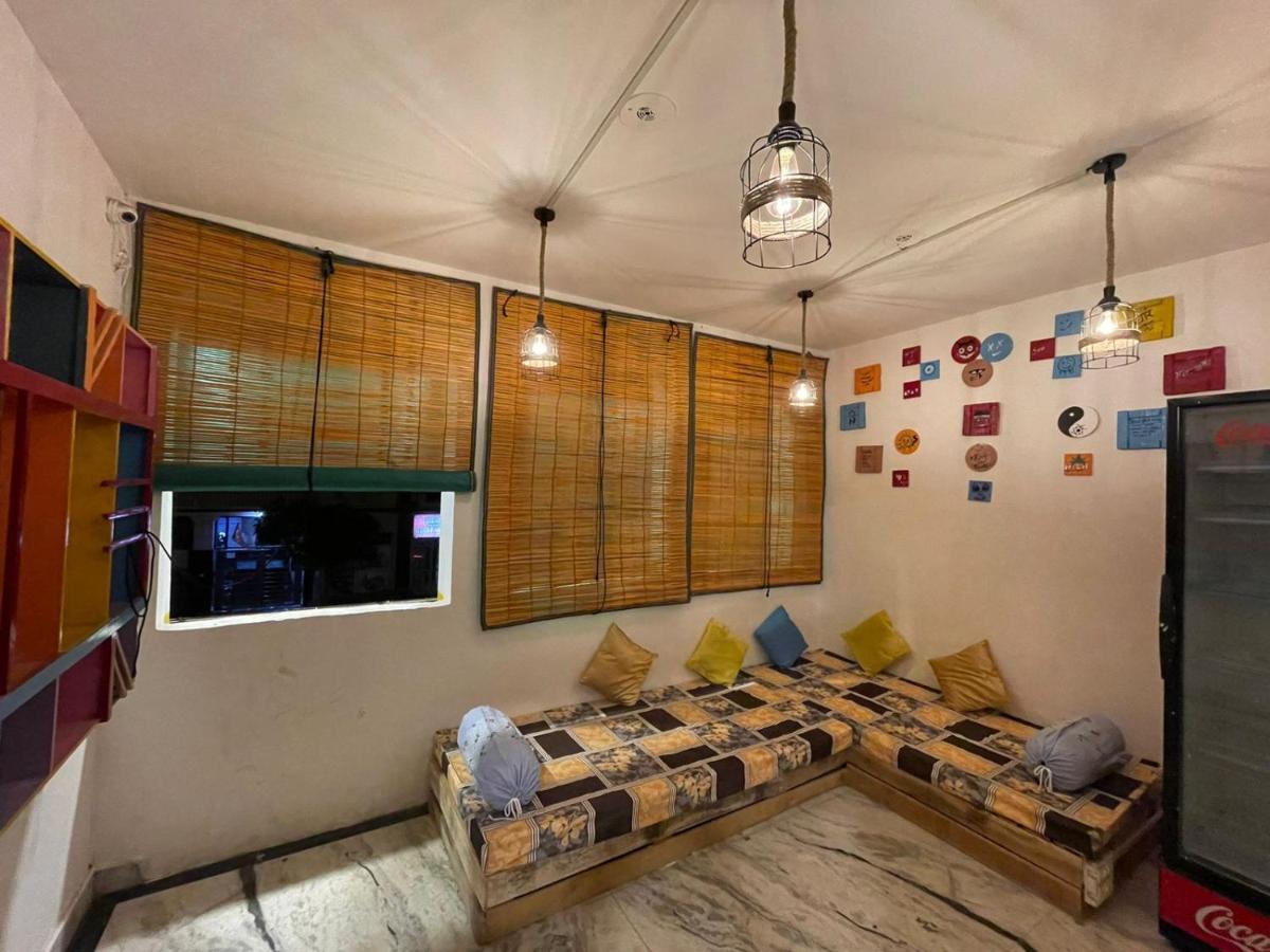 אגרה Travel Monkey Hostel מראה חיצוני תמונה