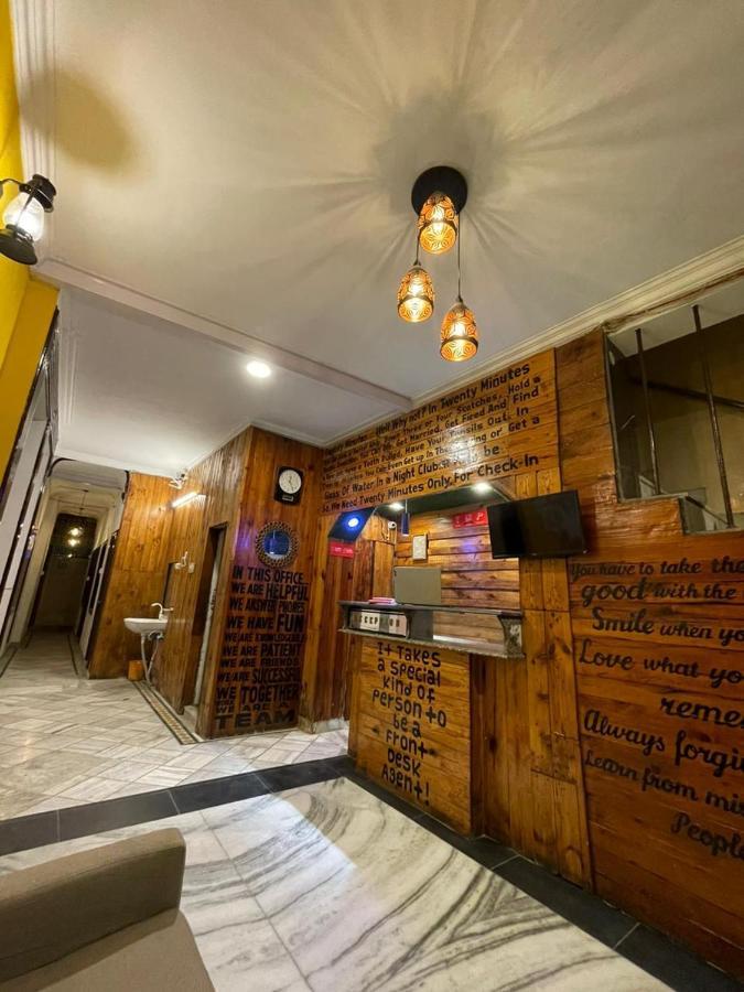 אגרה Travel Monkey Hostel מראה חיצוני תמונה