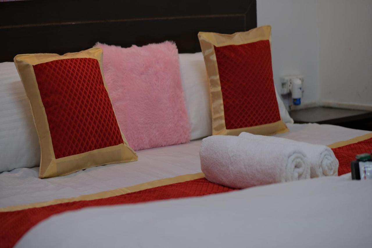 אגרה Travel Monkey Hostel מראה חיצוני תמונה
