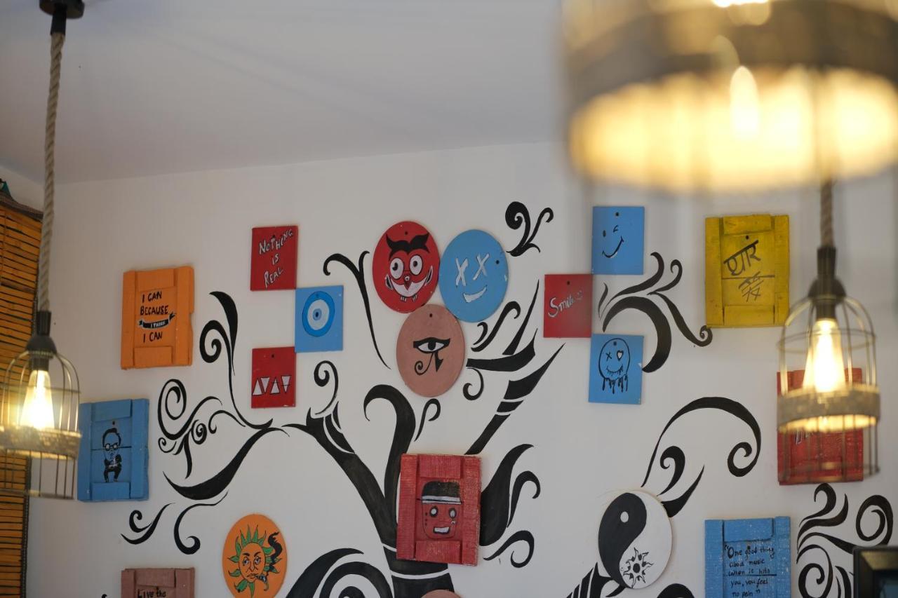 אגרה Travel Monkey Hostel מראה חיצוני תמונה