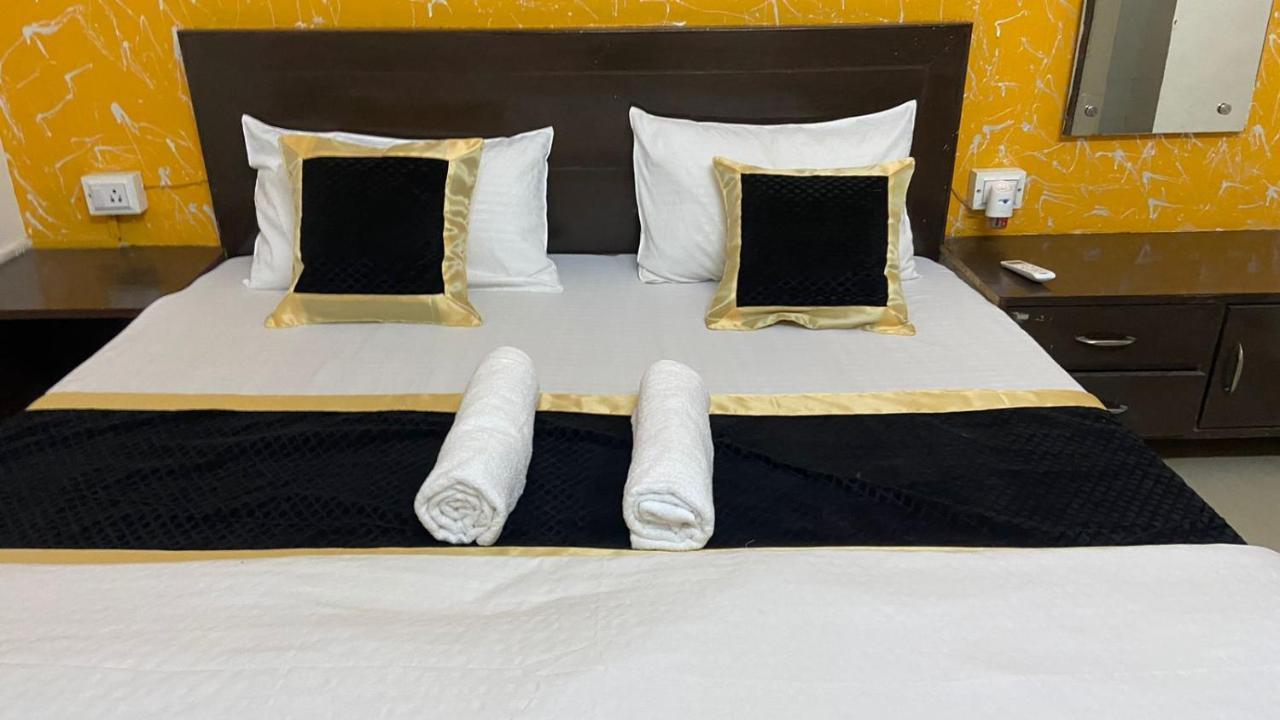 אגרה Travel Monkey Hostel מראה חיצוני תמונה